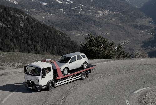 Renault D met auto oplegger opbouw