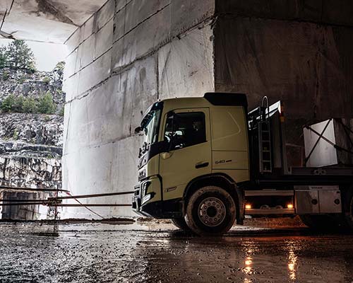 Volvo FMX zijkant